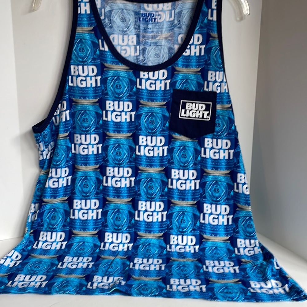 Bud Light scoop neck contrast trim tank top size large